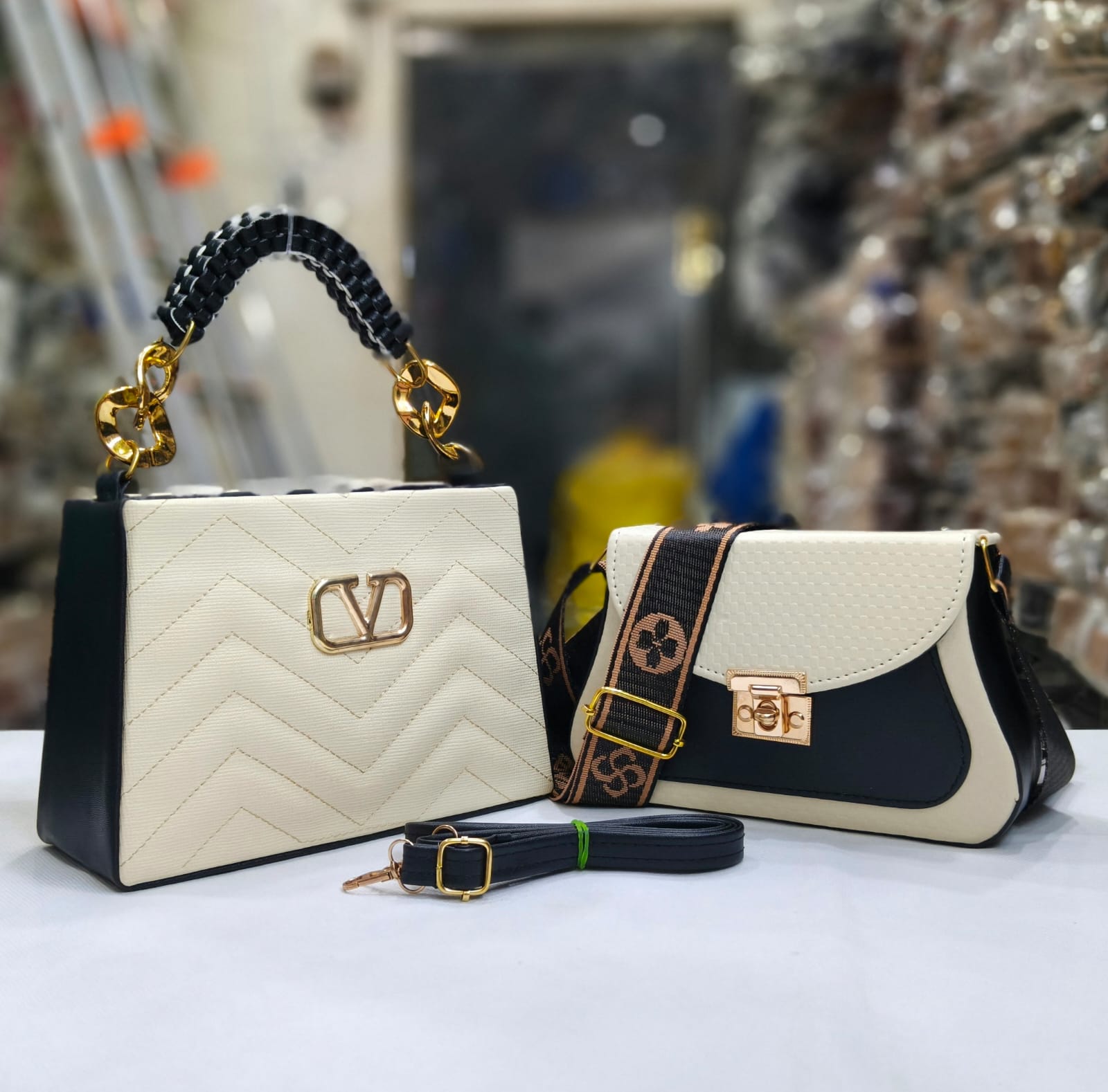 Handy Bag Crossbody Sling