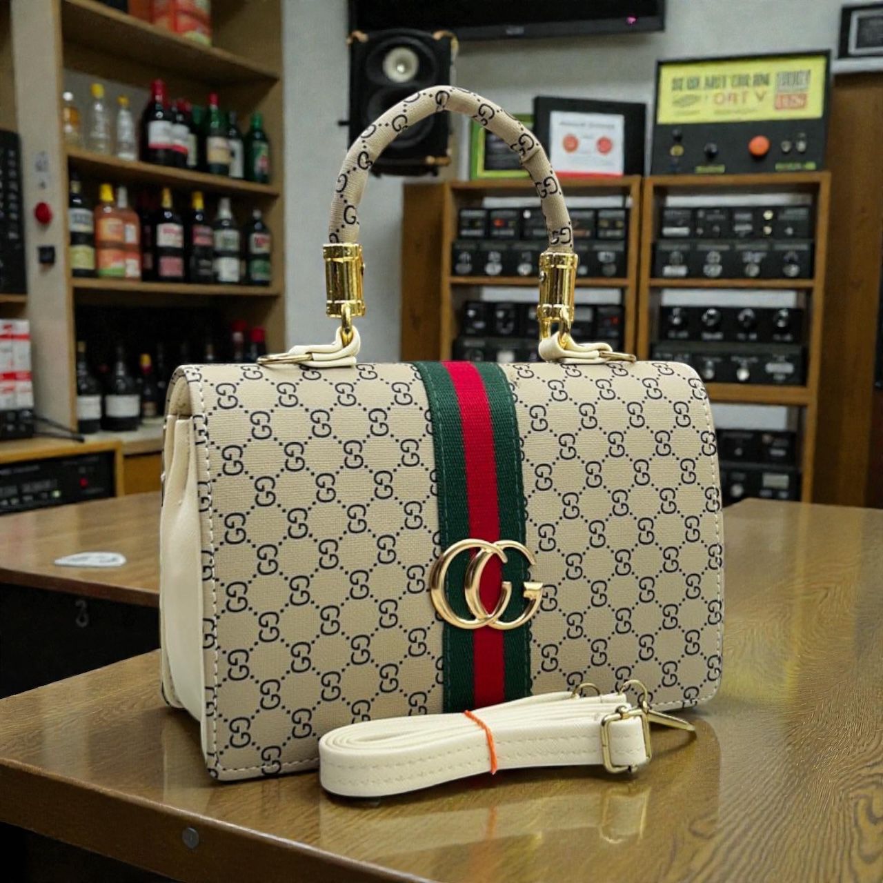 GUCCI HANDBAG